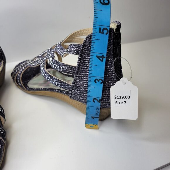 SIZE 7 Silver Glitter Grey Tone Wedge Sandals Low Heels Flats Open Toe NEW - Picture 7 of 12